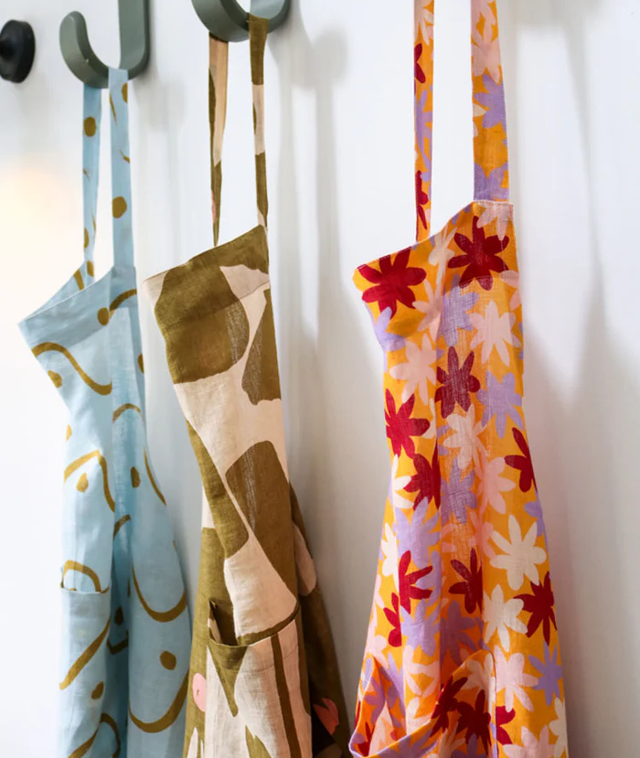 Mosey Me - Olive poppy apron