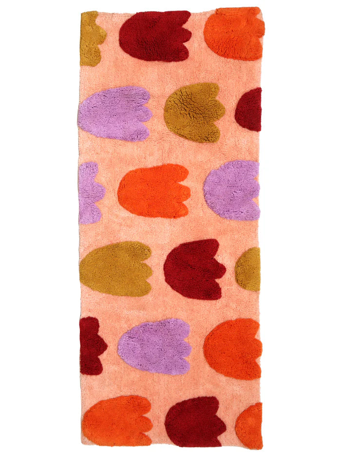 Mosey me - tulip fields bath runner