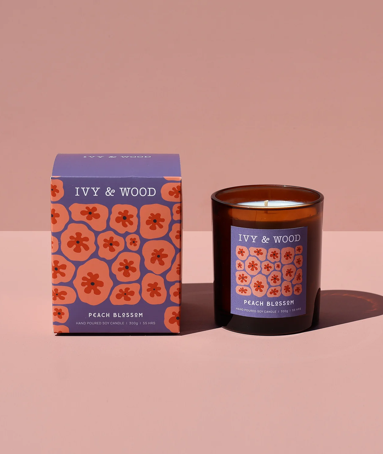 Flora candle 300g - ivy and wood