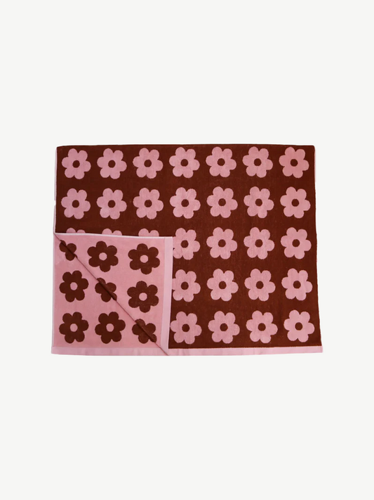 Mosey me - winter flowerbed towel sheet