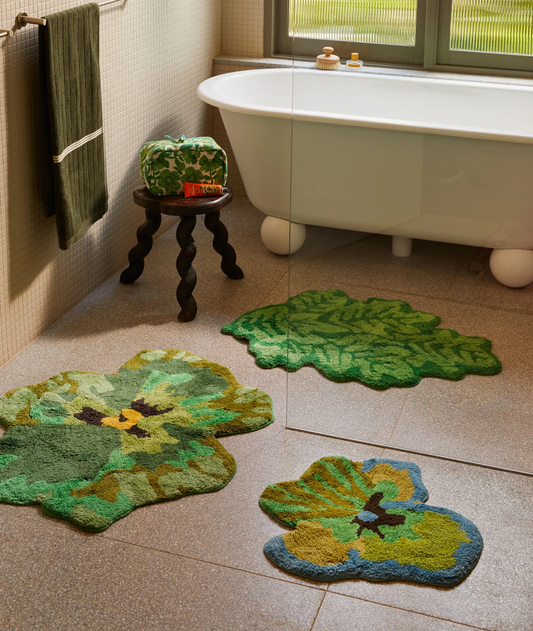 Pansy Green bath mat -  B & N