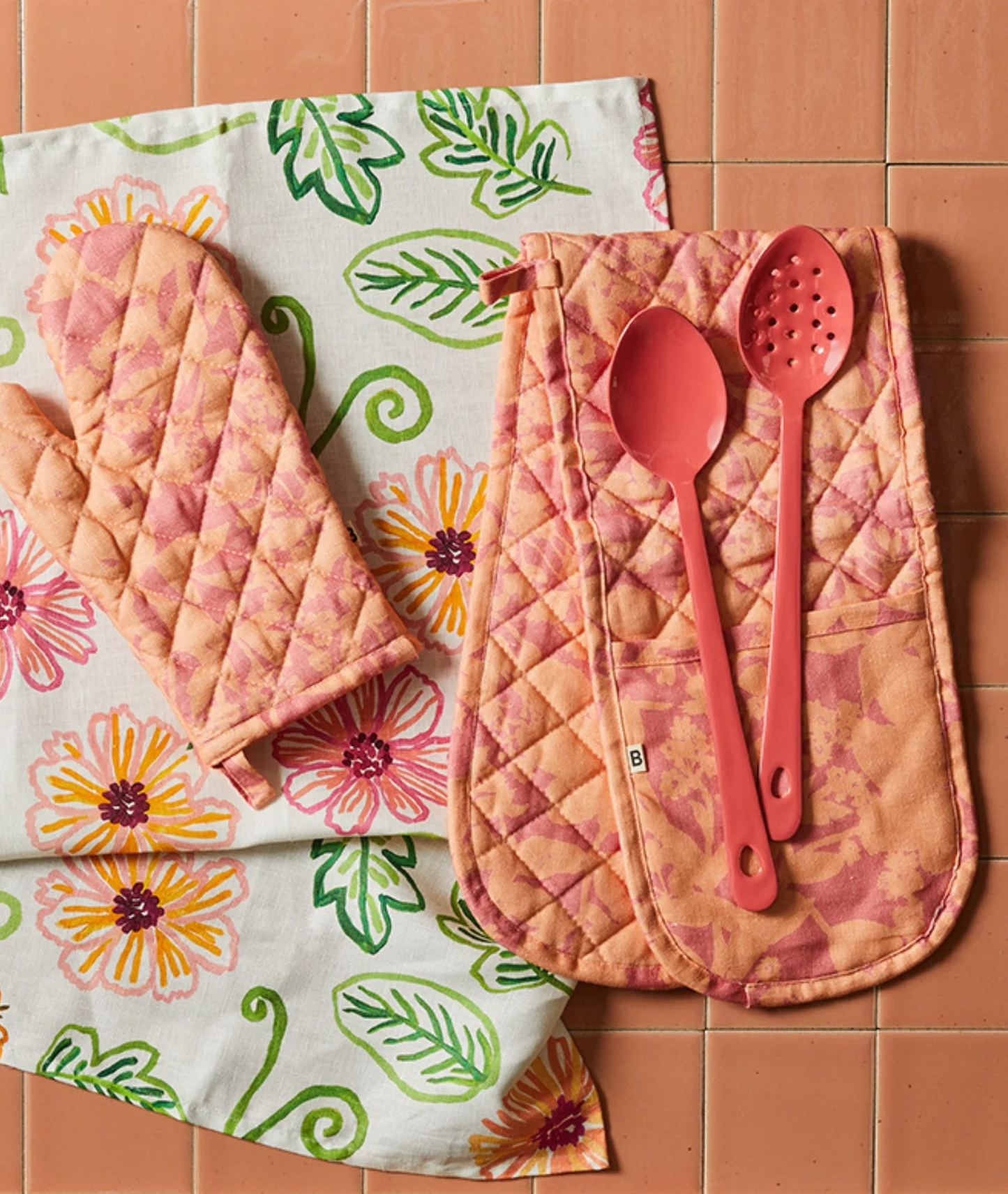 Herbs pink pot holder -  B & N