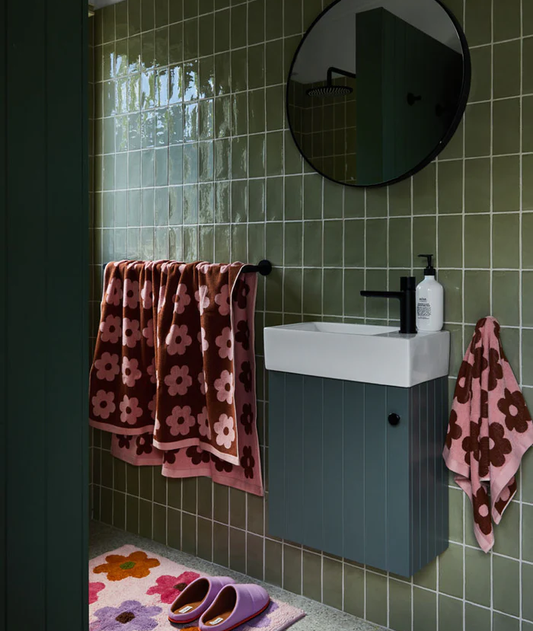 Mosey me - winter flowerbed hand towel