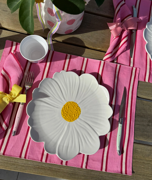White and yellow flower plate - noss